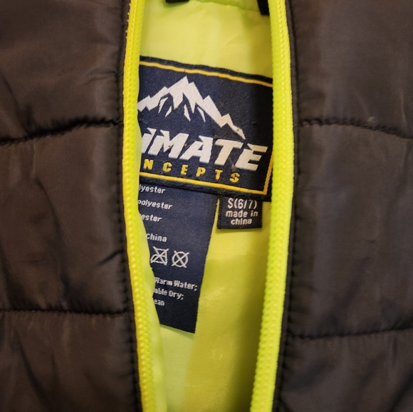 Black Puffer Jacket - Picture 3 of 3